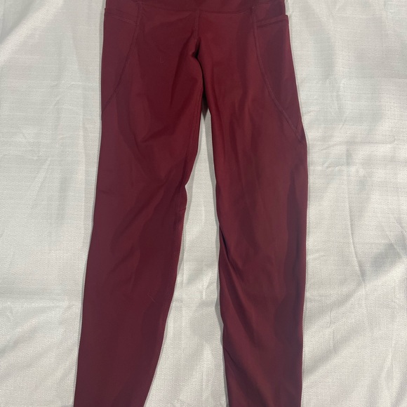 Old Navy active wear go-dry Elevate legging, dark red, size xtra small - Picture 2 of 4